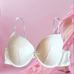 Diva Lace Push-Up Bra in Ivory